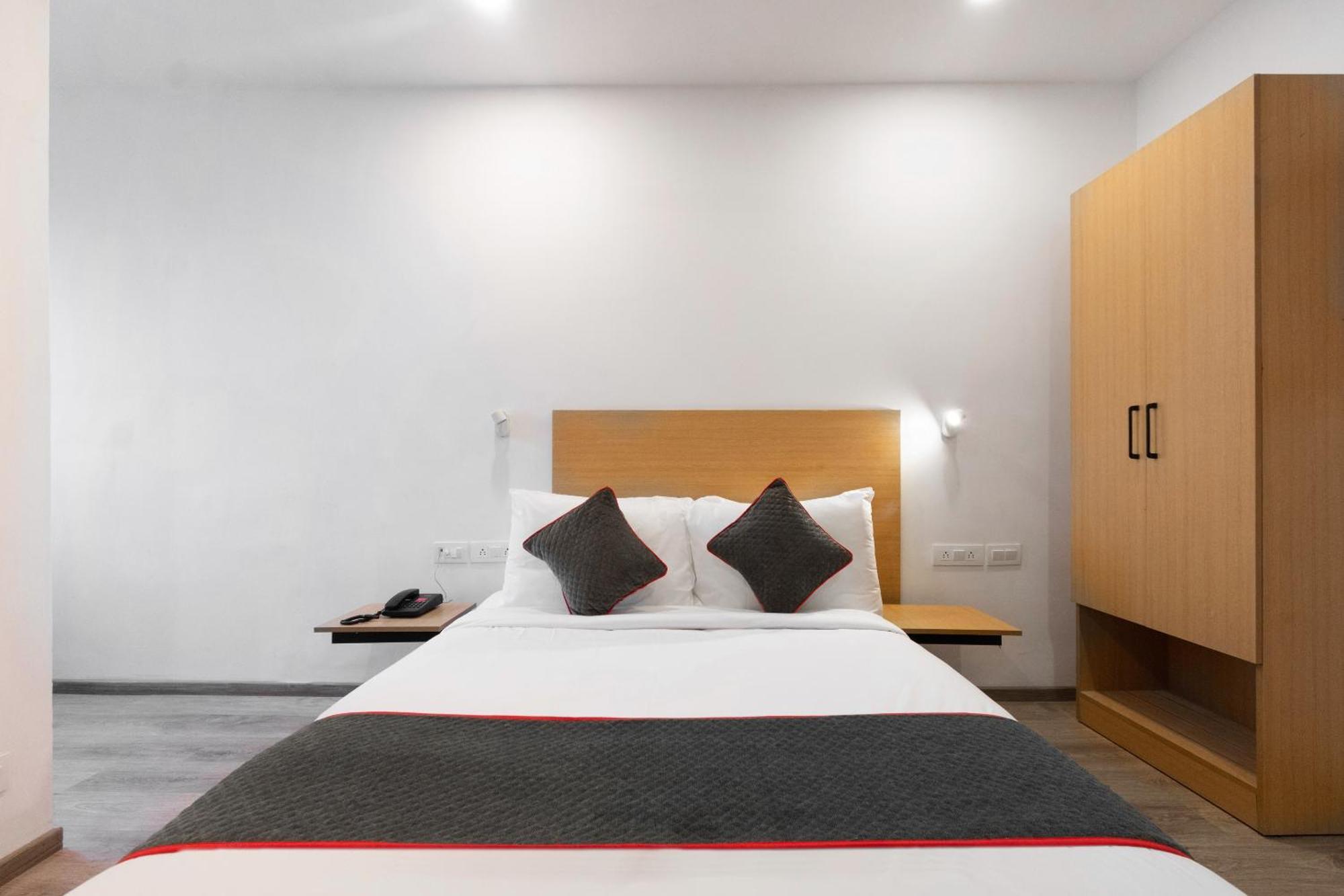 Townhouse Hotel Mannat International 加尔各答 外观 照片